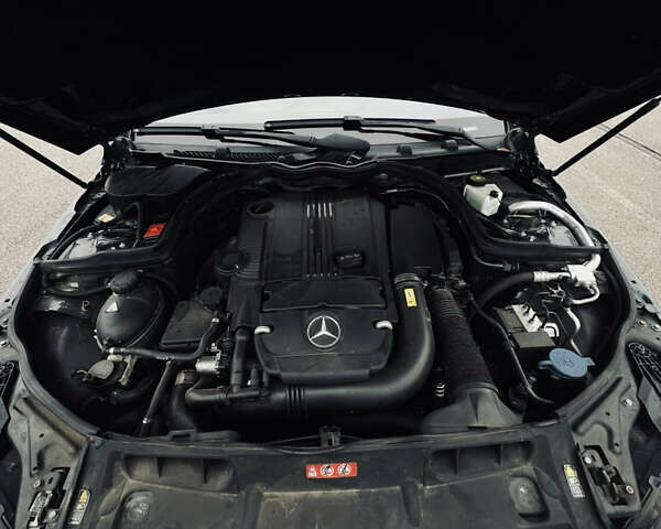 Сірий Мерседес Ц-Клас, об'ємом двигуна 1.8 л та пробігом 201 тис. км за 10000 $, фото 19 на Automoto.ua