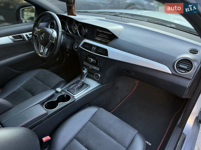 Мерседес Ц-Класс 2013 в Одессе на Automoto.ua Серый Мерседес Ц-Класс, объемом двигателя 1.8 л и пробегом 196 тыс. км за 11900 $, фото 43 на Automoto.ua