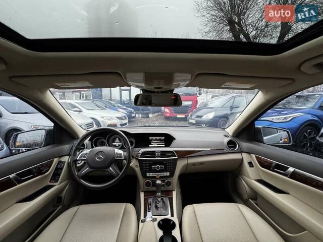 Серый Мерседес Ц-Класс, объемом двигателя 3.5 л и пробегом 80 тыс. км за 14500 $, фото 17 на Automoto.ua