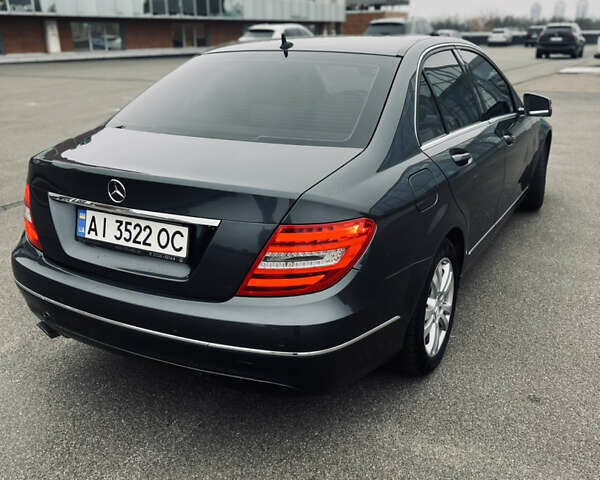 Сірий Мерседес Ц-Клас, об'ємом двигуна 1.8 л та пробігом 201 тис. км за 10000 $, фото 3 на Automoto.ua