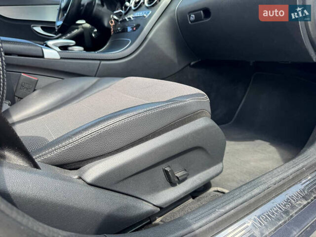 Серый Мерседес Ц-Класс, объемом двигателя 2.14 л и пробегом 308 тыс. км за 16999 $, фото 55 на Automoto.ua