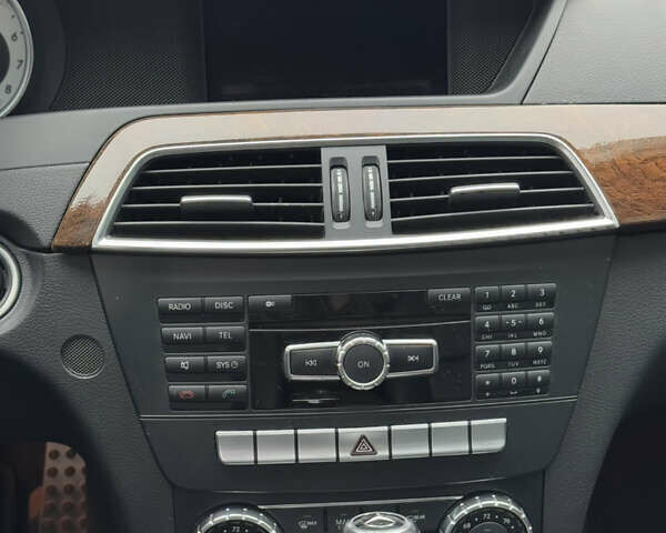 Сірий Мерседес Ц-Клас, об'ємом двигуна 1.8 л та пробігом 170 тис. км за 11999 $, фото 29 на Automoto.ua