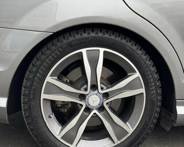 Сірий Мерседес Ц-Клас, об'ємом двигуна 1.8 л та пробігом 170 тис. км за 11999 $, фото 47 на Automoto.ua