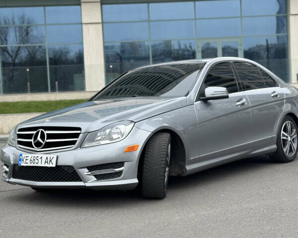 Сірий Мерседес Ц-Клас, об'ємом двигуна 1.8 л та пробігом 170 тис. км за 11999 $, фото 2 на Automoto.ua