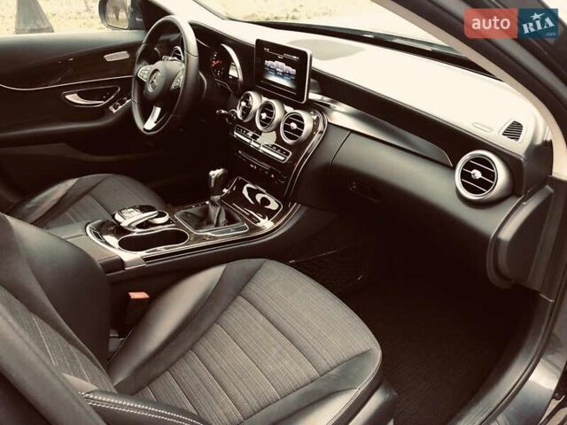 Серый Мерседес Ц-Класс, объемом двигателя 2.14 л и пробегом 199 тыс. км за 16900 $, фото 7 на Automoto.ua