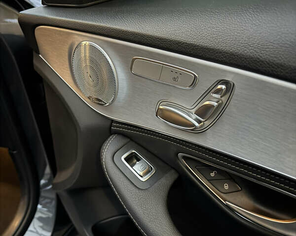 Сірий Мерседес Ц-Клас, об'ємом двигуна 1.99 л та пробігом 161 тис. км за 18000 $, фото 15 на Automoto.ua