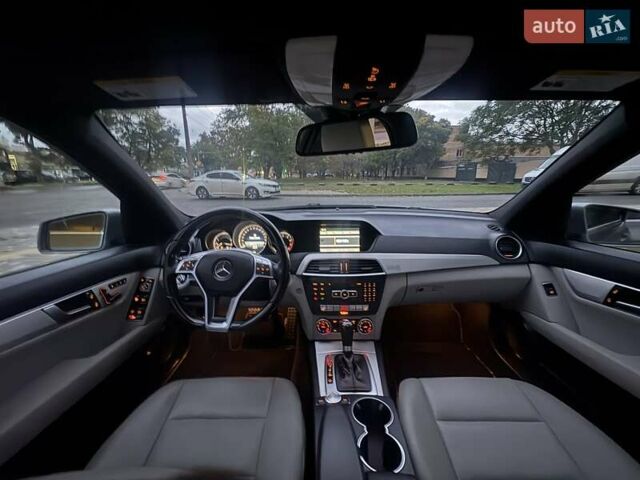 Мерседес Ц-Класс 2014 в Одессе на Automoto.ua Серый Мерседес Ц-Класс, объемом двигателя 1.8 л и пробегом 163 тыс. км за 13300 $, фото 69 на Automoto.ua