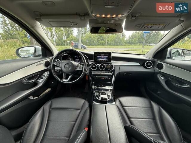 Серый Мерседес Ц-Класс, объемом двигателя 2.1 л и пробегом 260 тыс. км за 19700 $, фото 8 на Automoto.ua