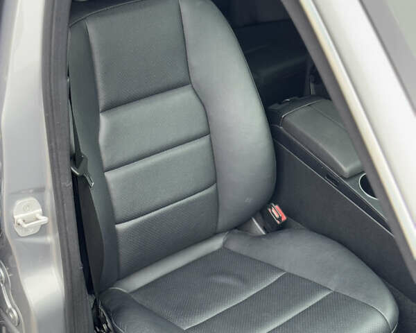 Сірий Мерседес Ц-Клас, об'ємом двигуна 1.8 л та пробігом 170 тис. км за 11999 $, фото 24 на Automoto.ua