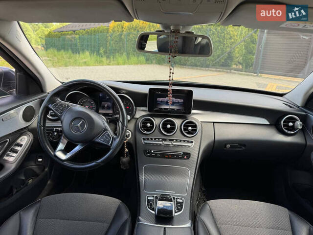 Серый Мерседес Ц-Класс, объемом двигателя 2.14 л и пробегом 308 тыс. км за 16999 $, фото 4 на Automoto.ua