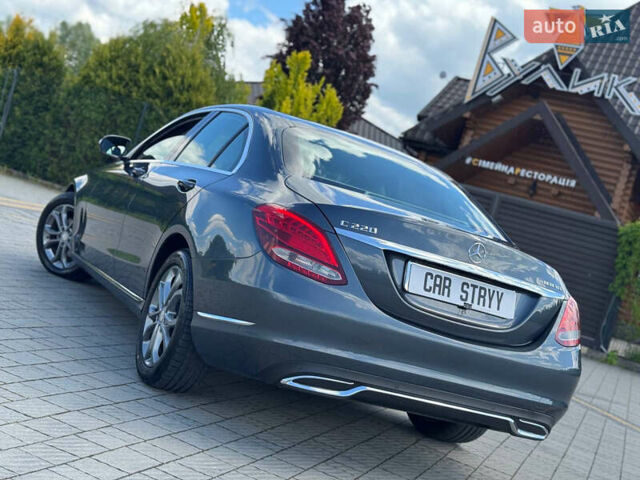 Серый Мерседес Ц-Класс, объемом двигателя 2.14 л и пробегом 308 тыс. км за 16999 $, фото 10 на Automoto.ua