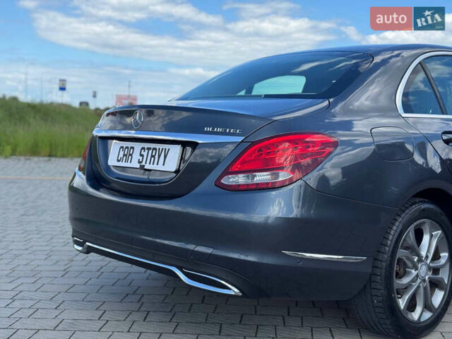 Серый Мерседес Ц-Класс, объемом двигателя 2.14 л и пробегом 308 тыс. км за 16999 $, фото 9 на Automoto.ua