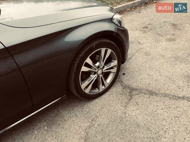 Серый Мерседес Ц-Класс, объемом двигателя 2.14 л и пробегом 199 тыс. км за 16900 $, фото 8 на Automoto.ua