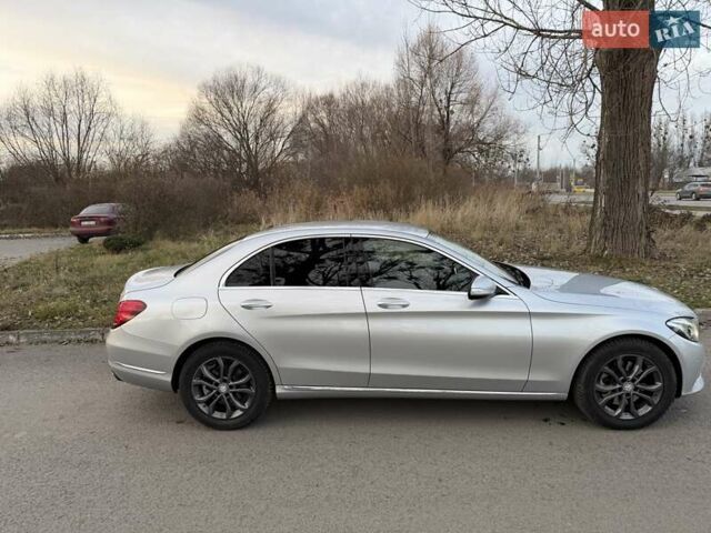 Серый Мерседес Ц-Класс, объемом двигателя 2.15 л и пробегом 265 тыс. км за 18700 $, фото 20 на Automoto.ua