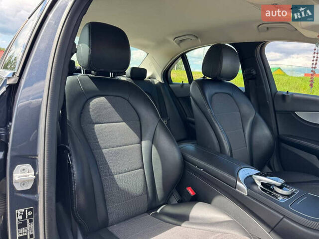 Серый Мерседес Ц-Класс, объемом двигателя 2.14 л и пробегом 308 тыс. км за 16999 $, фото 34 на Automoto.ua