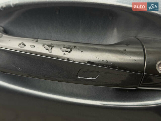 Серый Мерседес Ц-Класс, объемом двигателя 1.99 л и пробегом 155 тыс. км за 19000 $, фото 13 на Automoto.ua