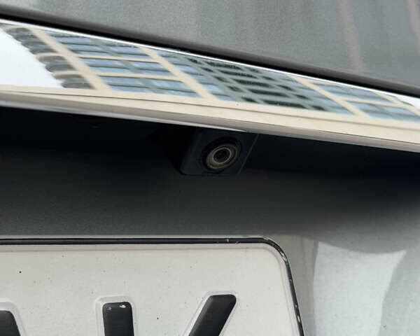 Сірий Мерседес Ц-Клас, об'ємом двигуна 1.8 л та пробігом 170 тис. км за 11999 $, фото 45 на Automoto.ua