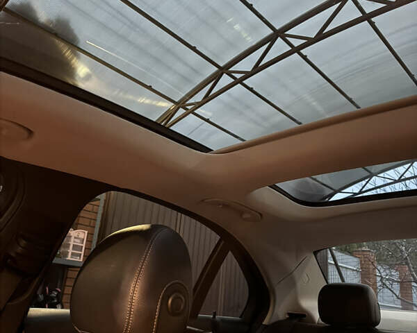 Сірий Мерседес Ц-Клас, об'ємом двигуна 1.99 л та пробігом 161 тис. км за 18000 $, фото 17 на Automoto.ua