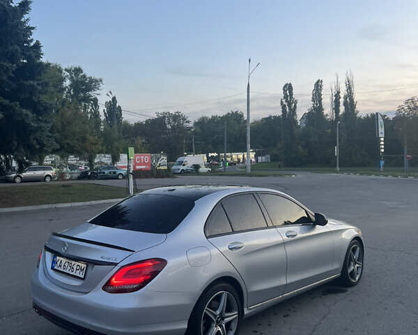 Сірий Мерседес Ц-Клас, об'ємом двигуна 1.99 л та пробігом 187 тис. км за 16500 $, фото 2 на Automoto.ua