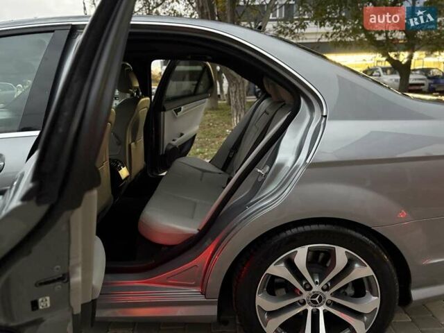 Мерседес Ц-Класс 2014 в Одессе на Automoto.ua Серый Мерседес Ц-Класс, объемом двигателя 1.8 л и пробегом 163 тыс. км за 13300 $, фото 61 на Automoto.ua