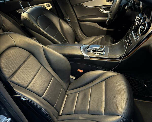 Сірий Мерседес Ц-Клас, об'ємом двигуна 1.99 л та пробігом 161 тис. км за 18000 $, фото 14 на Automoto.ua