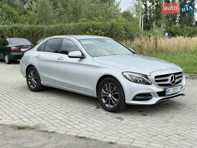 Серый Мерседес Ц-Класс, объемом двигателя 2.1 л и пробегом 260 тыс. км за 19700 $, фото 2 на Automoto.ua