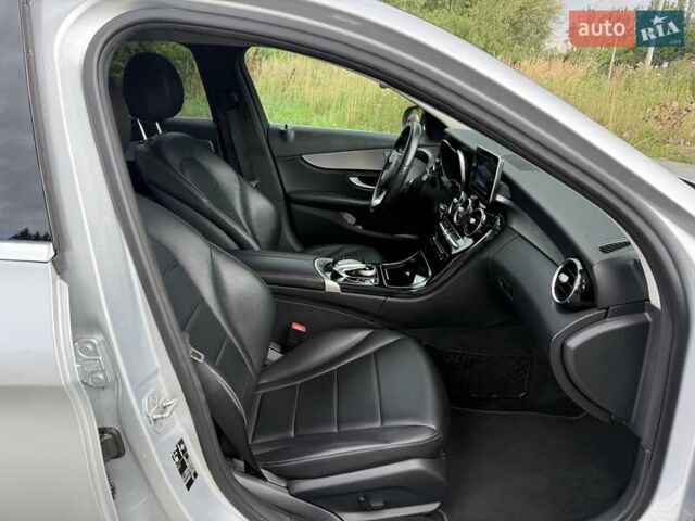 Серый Мерседес Ц-Класс, объемом двигателя 2.1 л и пробегом 260 тыс. км за 19700 $, фото 10 на Automoto.ua