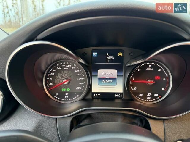 Серый Мерседес Ц-Класс, объемом двигателя 2.15 л и пробегом 265 тыс. км за 18700 $, фото 9 на Automoto.ua