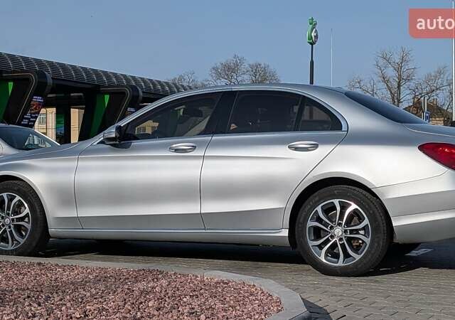 Серый Мерседес Ц-Класс, объемом двигателя 1.99 л и пробегом 188 тыс. км за 20300 $, фото 2 на Automoto.ua