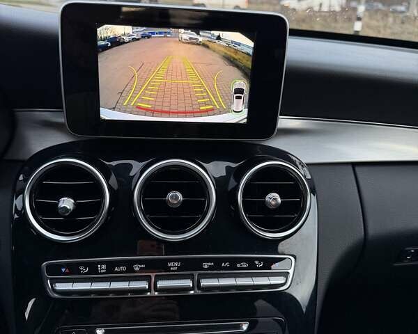 Серый Мерседес Ц-Класс, объемом двигателя 2.15 л и пробегом 265 тыс. км за 18700 $, фото 1 на Automoto.ua