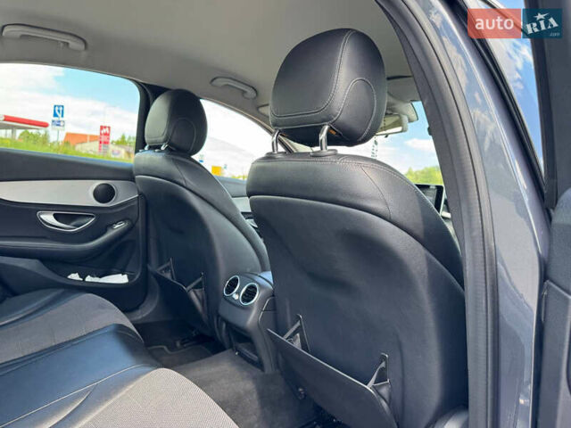 Серый Мерседес Ц-Класс, объемом двигателя 2.14 л и пробегом 308 тыс. км за 16999 $, фото 39 на Automoto.ua