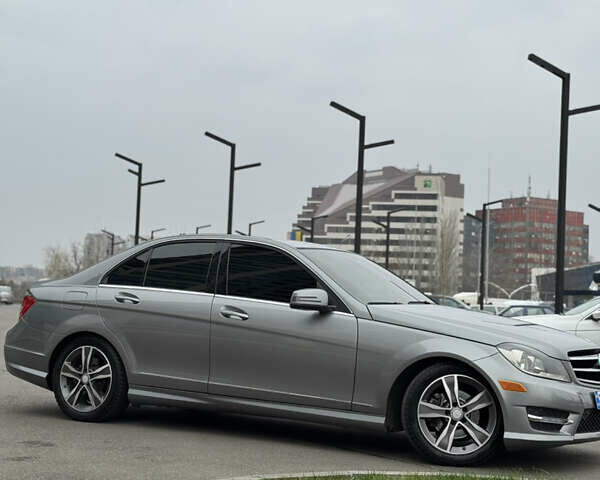 Сірий Мерседес Ц-Клас, об'ємом двигуна 1.8 л та пробігом 170 тис. км за 11999 $, фото 6 на Automoto.ua