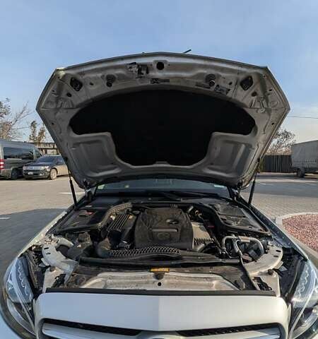 Серый Мерседес Ц-Класс, объемом двигателя 1.99 л и пробегом 188 тыс. км за 20300 $, фото 14 на Automoto.ua