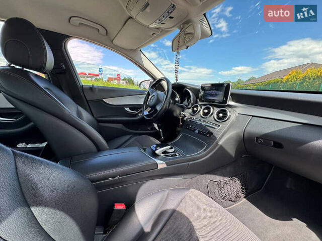 Серый Мерседес Ц-Класс, объемом двигателя 2.14 л и пробегом 308 тыс. км за 16999 $, фото 36 на Automoto.ua