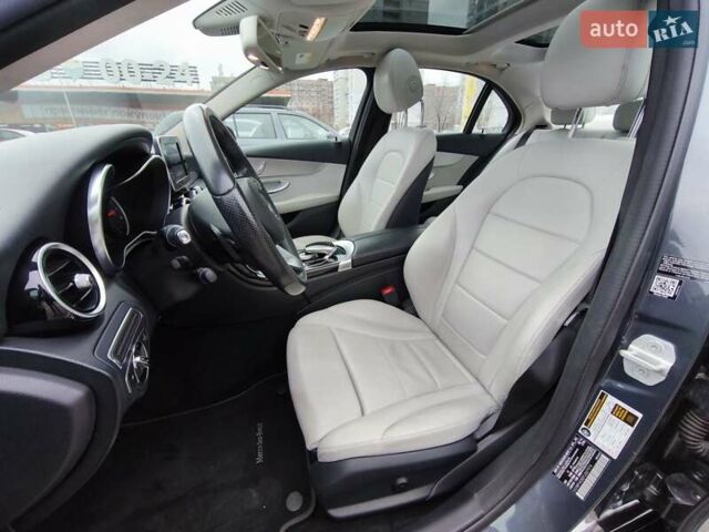 Серый Мерседес Ц-Класс, объемом двигателя 2 л и пробегом 157 тыс. км за 19500 $, фото 9 на Automoto.ua