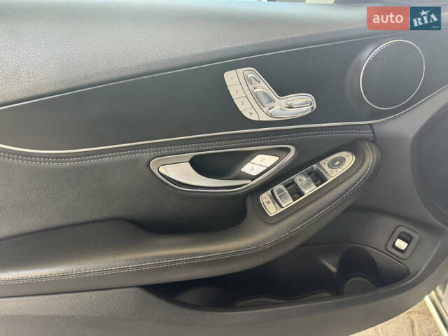 Серый Мерседес Ц-Класс, объемом двигателя 0 л и пробегом 201 тыс. км за 17500 $, фото 6 на Automoto.ua