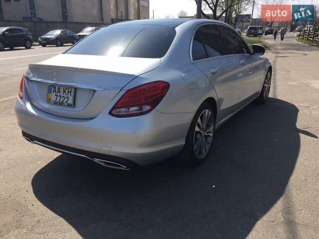Серый Мерседес Ц-Класс, объемом двигателя 2 л и пробегом 120 тыс. км за 14500 $, фото 2 на Automoto.ua