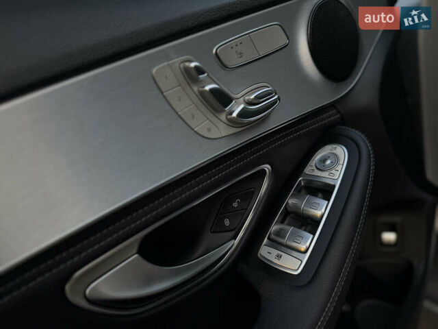 Серый Мерседес Ц-Класс, объемом двигателя 1.6 л и пробегом 101 тыс. км за 21000 $, фото 34 на Automoto.ua