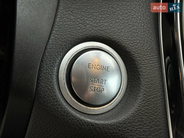 Серый Мерседес Ц-Класс, объемом двигателя 1.99 л и пробегом 200 тыс. км за 17100 $, фото 55 на Automoto.ua