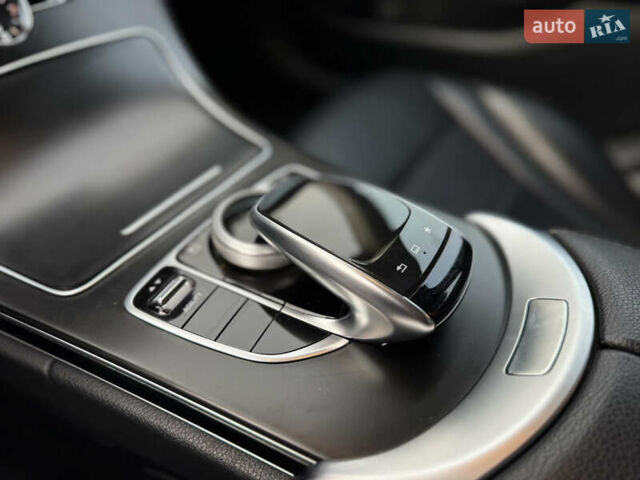 Серый Мерседес Ц-Класс, объемом двигателя 1.99 л и пробегом 200 тыс. км за 17100 $, фото 51 на Automoto.ua