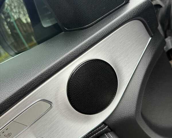 Серый Мерседес Ц-Класс, объемом двигателя 2.14 л и пробегом 100 тыс. км за 22599 $, фото 16 на Automoto.ua