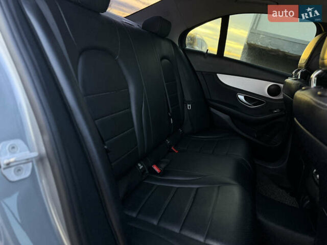 Серый Мерседес Ц-Класс, объемом двигателя 1.6 л и пробегом 101 тыс. км за 21000 $, фото 45 на Automoto.ua