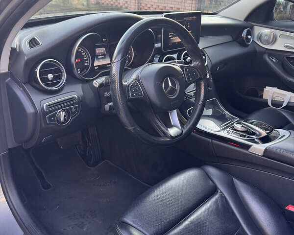 Серый Мерседес Ц-Класс, объемом двигателя 1.99 л и пробегом 150 тыс. км за 22000 $, фото 13 на Automoto.ua