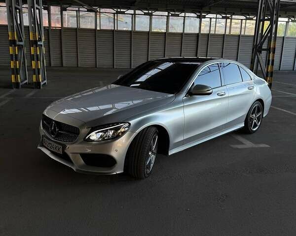 Сірий Мерседес Ц-Клас, об'ємом двигуна 2 л та пробігом 69 тис. км за 28800 $, фото 4 на Automoto.ua