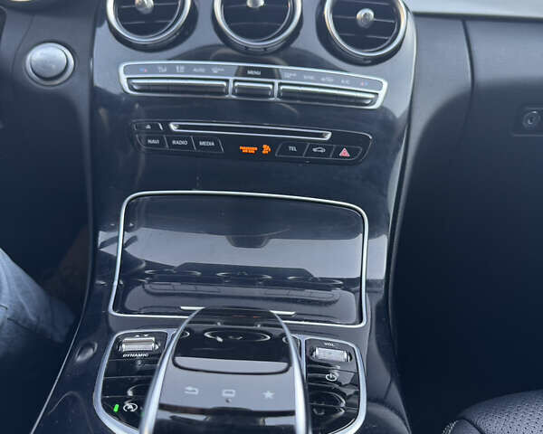 Серый Мерседес Ц-Класс, объемом двигателя 1.99 л и пробегом 150 тыс. км за 22000 $, фото 11 на Automoto.ua