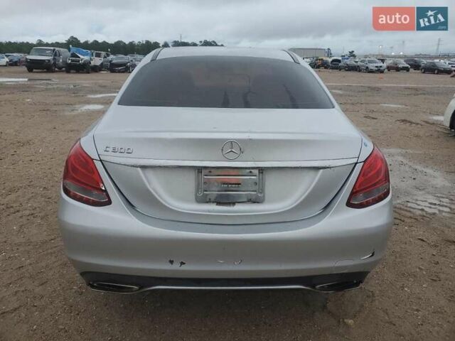 Сірий Мерседес Ц-Клас, об'ємом двигуна 2 л та пробігом 106 тис. км за 2900 $, фото 5 на Automoto.ua