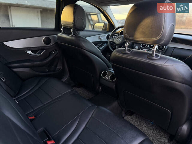 Серый Мерседес Ц-Класс, объемом двигателя 1.6 л и пробегом 101 тыс. км за 21000 $, фото 46 на Automoto.ua