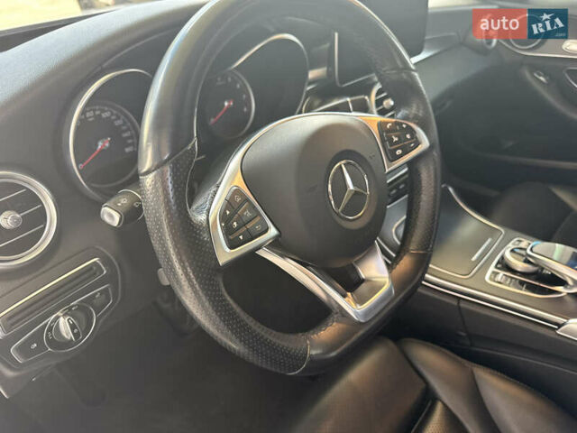 Серый Мерседес Ц-Класс, объемом двигателя 0 л и пробегом 201 тыс. км за 17500 $, фото 8 на Automoto.ua