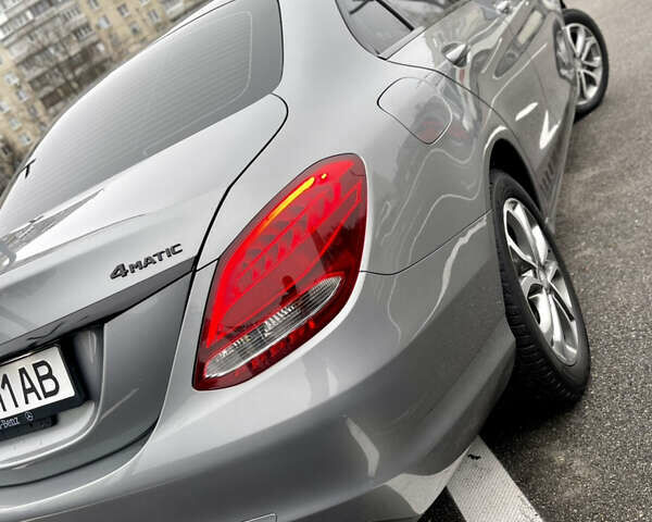 Серый Мерседес Ц-Класс, объемом двигателя 2 л и пробегом 96 тыс. км за 18900 $, фото 6 на Automoto.ua