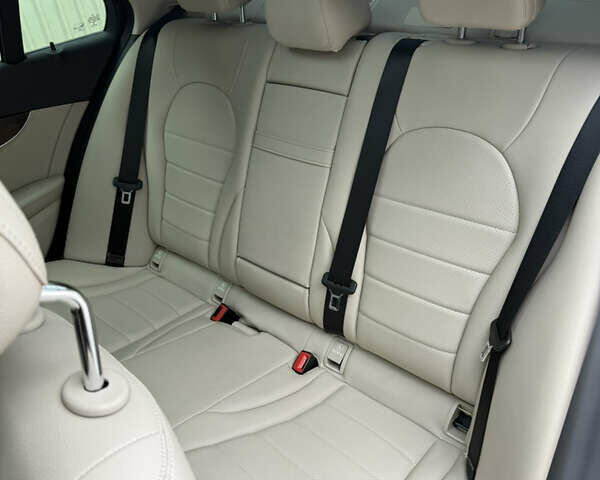 Мерседес Ц-Класс 2015 в Киеве на Automoto.ua Серый Мерседес Ц-Класс, объемом двигателя 1.99 л и пробегом 119 тыс. км за 20499 $, фото 28 на Automoto.ua